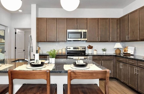 Madison Apartment | Landing | Stylish 1BD, Clubhouse, Gym