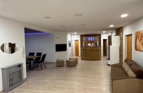 Oberndorf am Neckar House | Landmann City Ferienwohnung mit 6 Zimmern