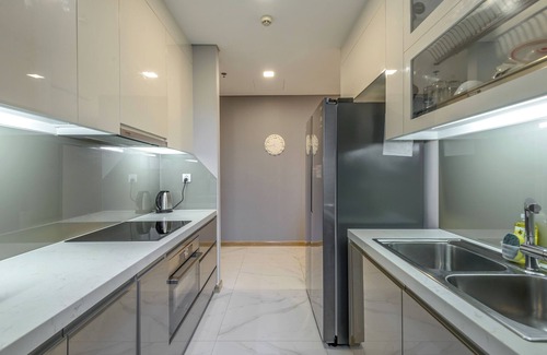 Hang Xanh Apartment | Landmark 81 Serviced Residences