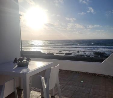 La Santa House | Lanzarote Casa azul