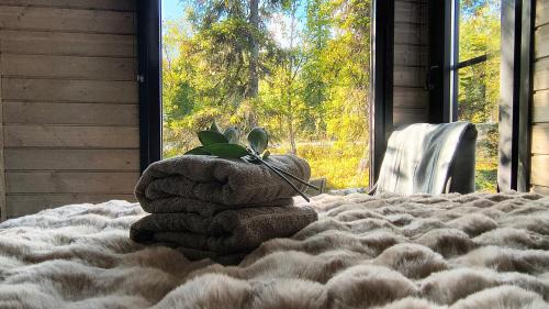 Muonio House | Lapelland Village Fell - Cozy Lapland XXL Landscape Cabin with Sauna, Fireplace & Nature View, Sodankylä, Luosto