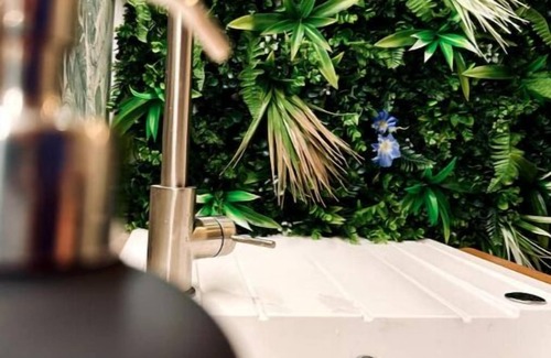 Quartier Administrations Apartment | Larène des Plaisirs