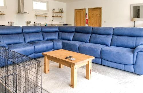 Kington House | Larchwood Lodge