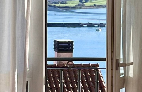 San Vicente de la Barquera Cottage | Large Village House With Magnificent View