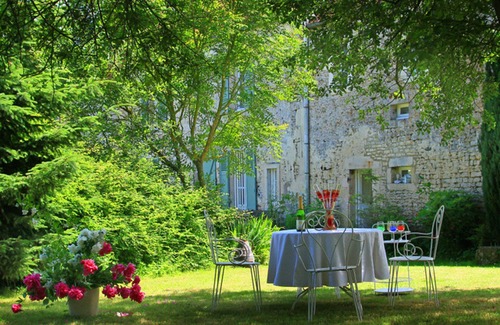 Ri Cottage | Large 18th c. house with garden and WiFi, pets welcome, quiet village