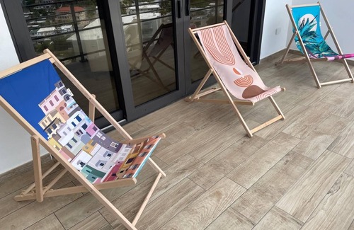 Point Blanche Apartment | Large 2 bedroom apartment (sleeps 6) in Residence 10 minutes from beaches