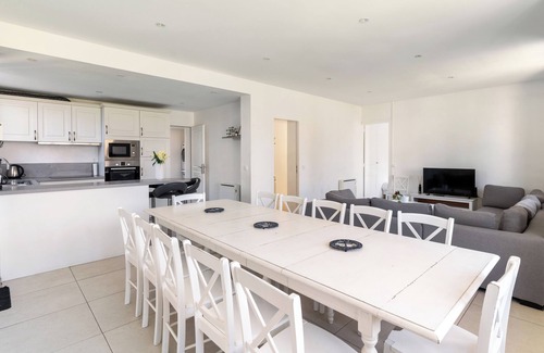 Villers-sur-Mer Villa | Large 200m2 villa for 15 people near beach and shops