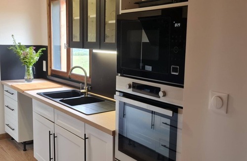 Chastreix Ski Chalet | Large 4* Balneo Zen Altitud Chalet with Sauna 300 meters from the ski slopes