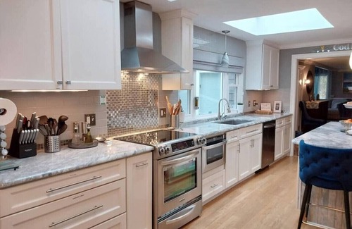 Wolcott House | Large 4 bedroom - Pool - Fire Pit