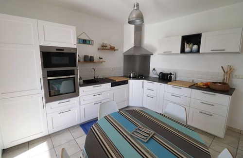 Soorts-Hossegor House | Large 4* villa, heated pool, Hossegor golf course.