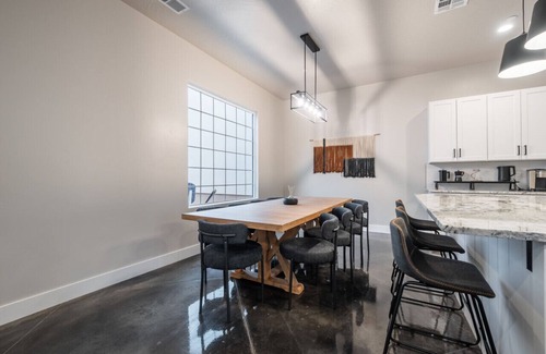 Hurricane House | Large 5 bedroom with double bunkroom and pool