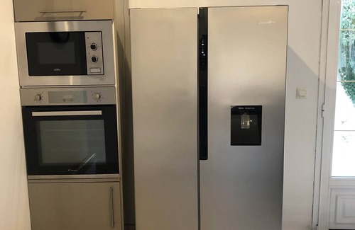 Saint-Aubin-sur-Yonne House | Large 7-bed apartment in recent bungalow