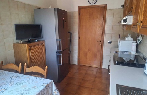 Suburbio IX Aurelio Apartment | Large and bright apartment in residential area, 6 bus stops from metro A