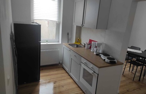 Altenburg Apartment | Large and spacious rooms, washing machine, WiFi&TV