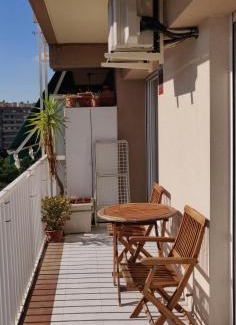 El Port Apartment | Large Apartment near FIRA and City Center