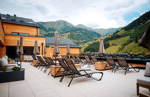 Rauris Apartment | Large apartment with sauna, right on the ski slope