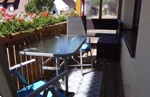 Ehingen a. Ries Apartment | Large apartment-own entrance-small courtyard garden