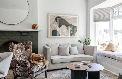 Launceston CBD Apartment | Large Apartment in Launceston- Timeless Luxury
