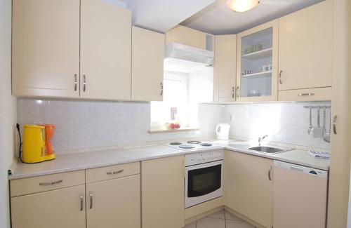 Brulo Apartment | Large apartment just 300m from the beach in Porec