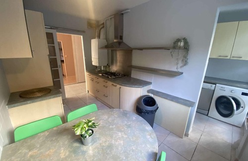 La Panouse Apartment | Large apartment near departure of Calanques