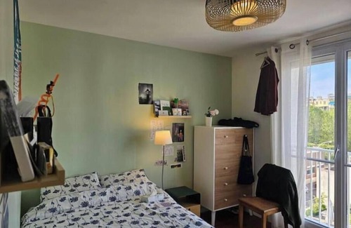 Montrouge Apartment | Large, bright apartment