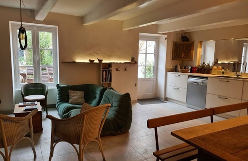 Les Portes-en-Re House | Large capacity houses in the village