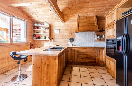 Saint-Jean-de-Sixt Ski Chalet | Large chalet, panoramic view et good furnishings 1100m height 2km from La Clusaz