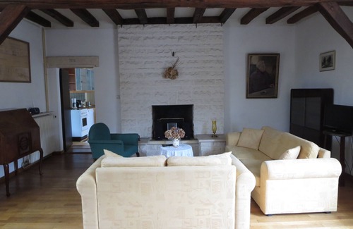 Lurais House | Large Cottage for 4 persons at river in an ancient small village, with terrace and garden