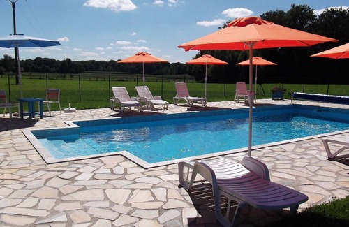 Commenailles House | Large cottage sleeps 12 - nature - jura - countryside - near vineyard