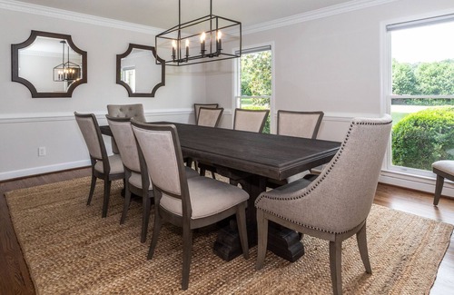 Greenville - Spartanburg House | LARGE ESTATE HOME - With Beautiful Salt Water Pool