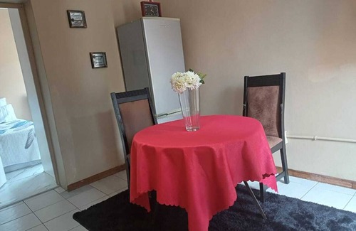 Greater Johannesburg Metropolitan Area Apartment | large family bedroom apartment cozy and comfortable