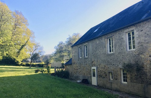 Sainte-Honorine-des-Pertes House | Large family home - Omaha Beach