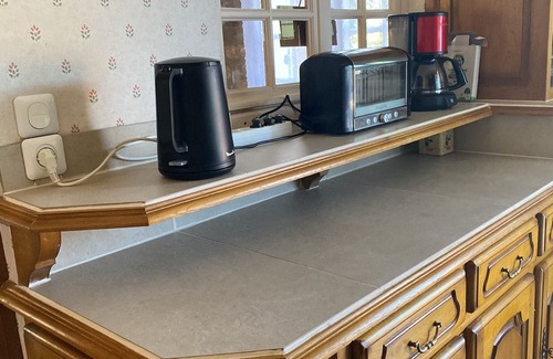 Plelo House | Large family home with cabin and wood-burning oven