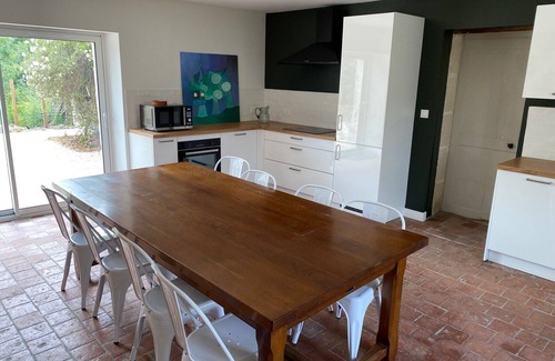 Lucon House | Large family home with swimming pool, sleeps 14 to 17, near Vendée beaches