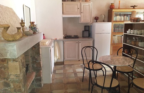 Cargese House | Large family house in the center of Cargese, sleeps 6, 3 bedrooms 100m2