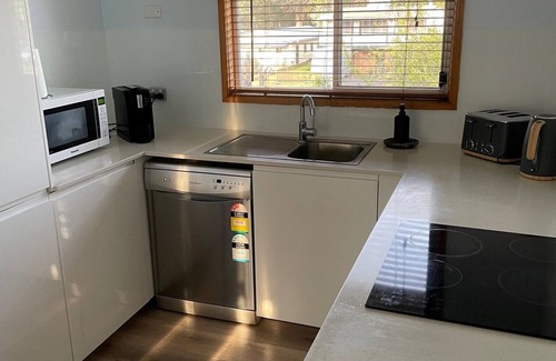 Callala Bay House | Large, fully equipped home with enclosed backyard. Perfect for families.