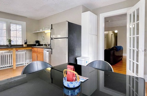 Ithaca House | Large Historic Home on Cornell's Campus. 8 bedrooms 2 bath