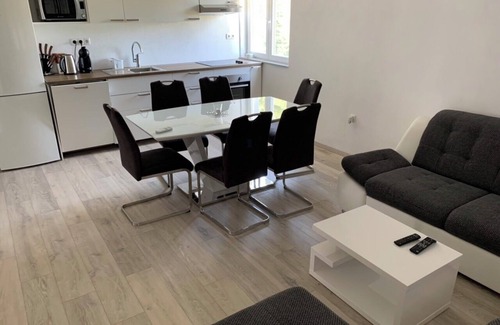 Sibenik House | Large house with swimming pool