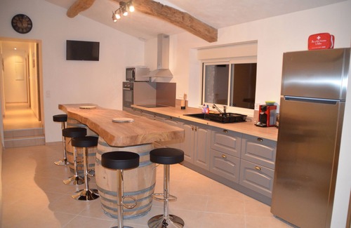 Nojals-et-Clotte House | Large house 230m², 16 pers, private heated pool, 6000m² in the countryside