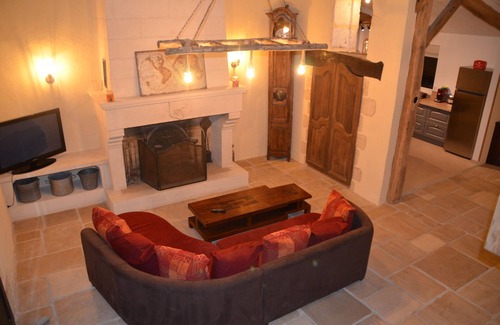 Nojals-et-Clotte House | Large house 230m², 16 pers, private heated pool, 6000m² in the countryside