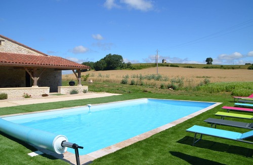 Nojals-et-Clotte House | Large house 230m², 16 pers, private heated pool, 6000m² in the countryside