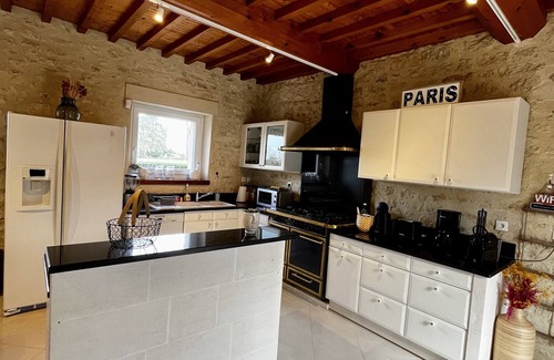 Commes House | Large house ☀ garden ☀ near the landing beaches