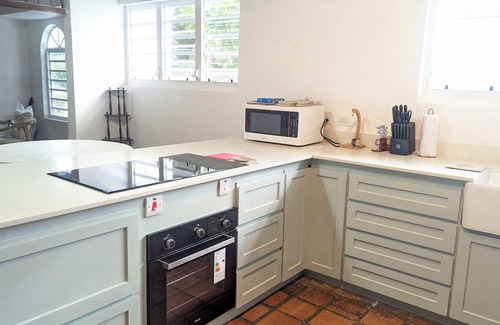 Ragged Point House | Large House SLEEPS 10- 4 bed 3 Bath near Beach, restaurants.