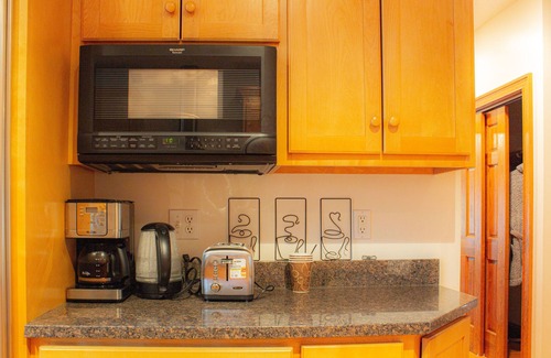 Tolland House | Large house with game-room, deck, bbq grill, basketball/volleyball nets.