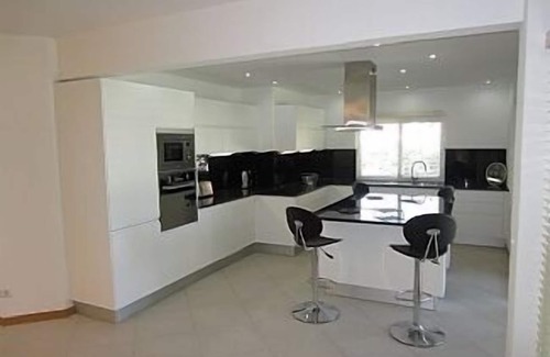 Vale do Garrao Villa | Large luxury villa private garden and heated pool (extra cost)