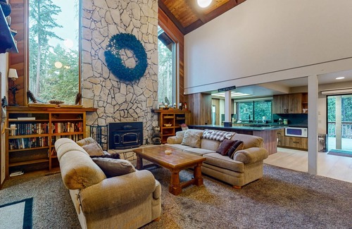 Shaver Lake House | Large Mountain Home w/Game Room, Fireplace, Wifi, & Private W/D