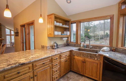 Blowing Rock Cabin | Large Mountain Retreat Near Downtown