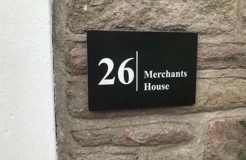 Southville House | Large newly refurbished house close to harbour