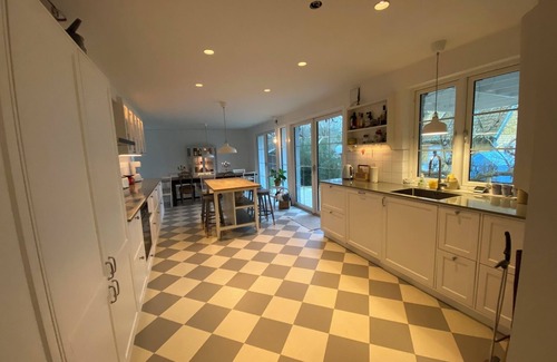 Helsingborg Villa | Large newly renovated villa in cozy Domsten - close to sea and nature