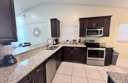 Indian Wells House | Large Pool/Back Area Central Located near Disney